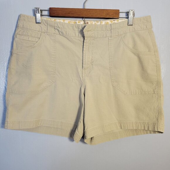 Columbia Size 14 Light Beige Classic Zip Summer Shorts - Picture 1 of 9